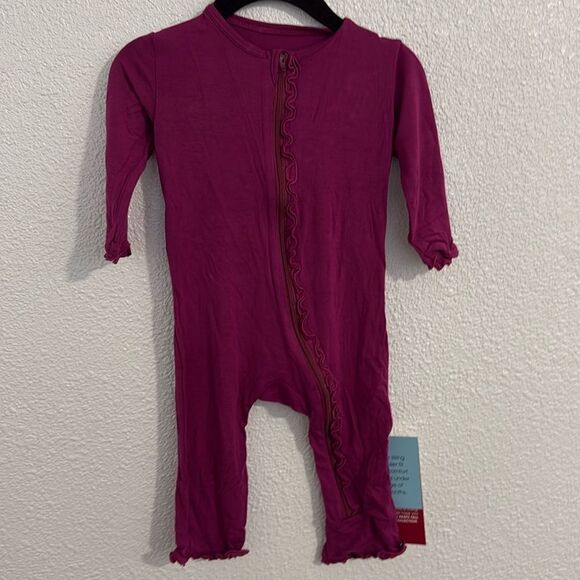 NWT- Kickee pants- bamboo soft orchid pink one-piece- Size 3-6 months - Picture 1 of 7